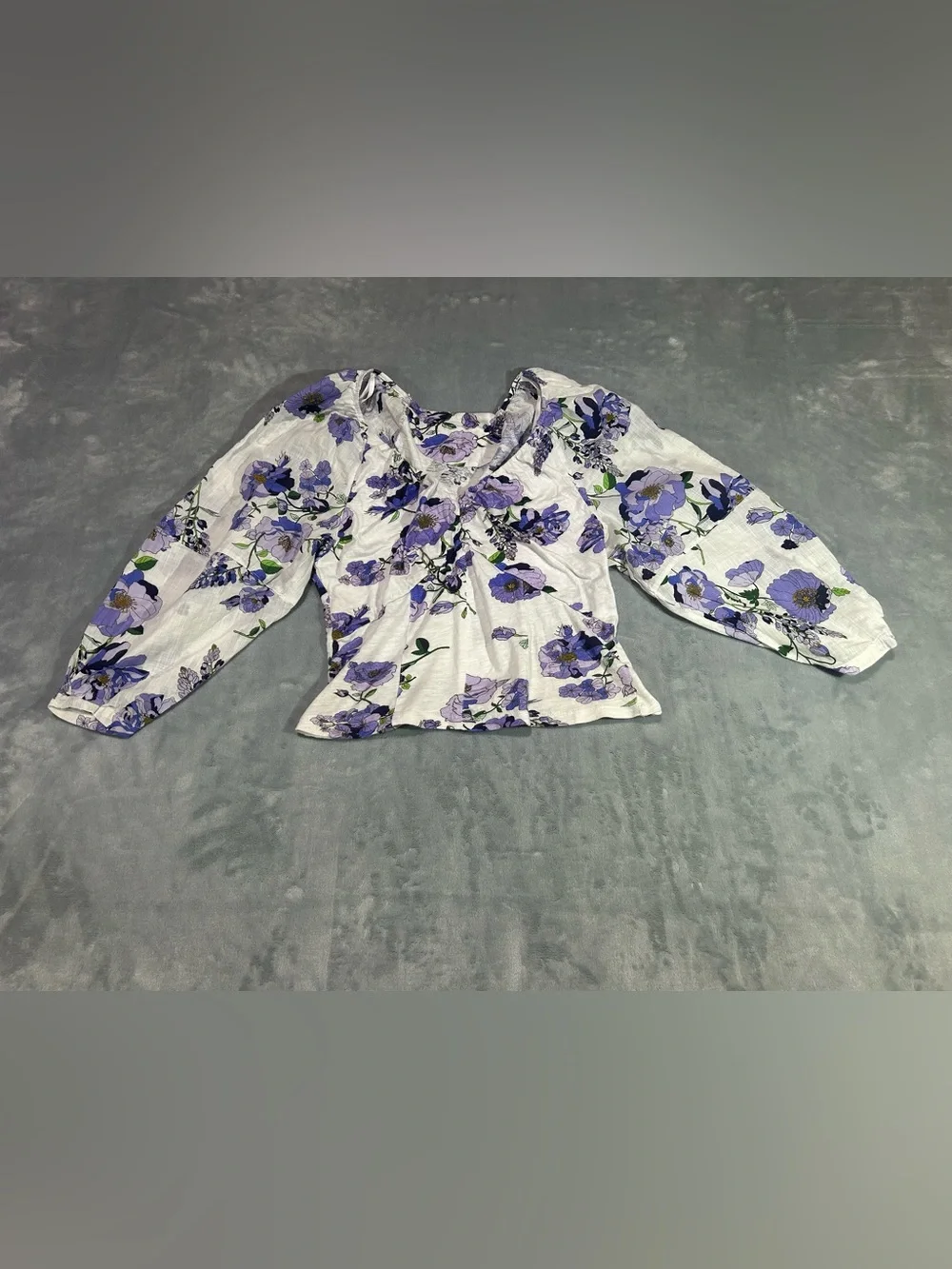 Anthropologie feminine neck